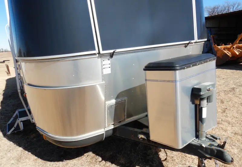 2004 Airstream photo 11