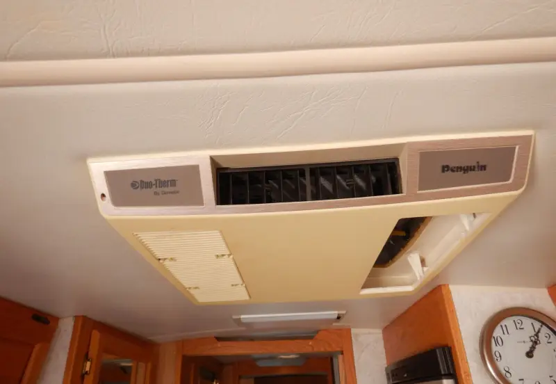 2004 Airstream photo 82