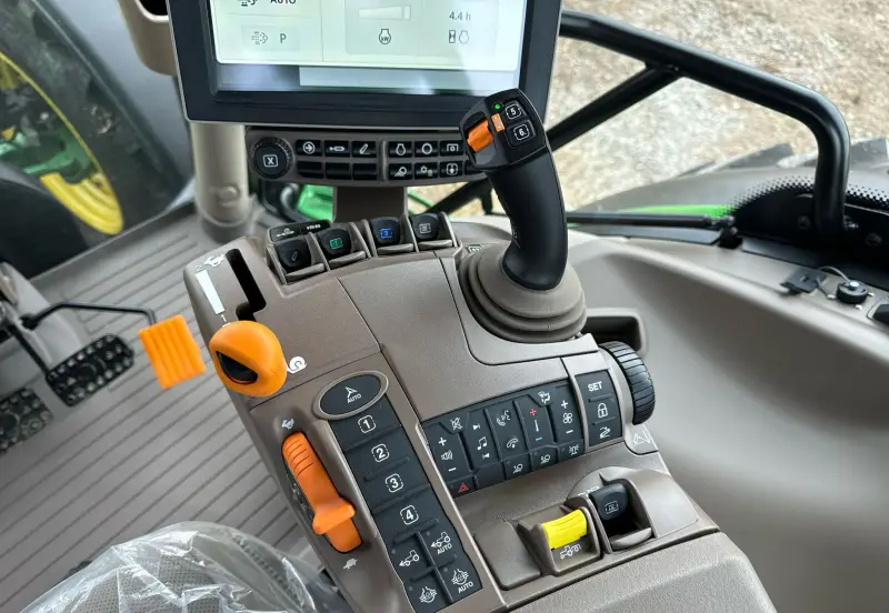2022 John Deere 6R195 photo 70