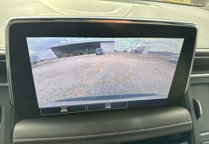 2021 Chevrolet Suburban photo 23