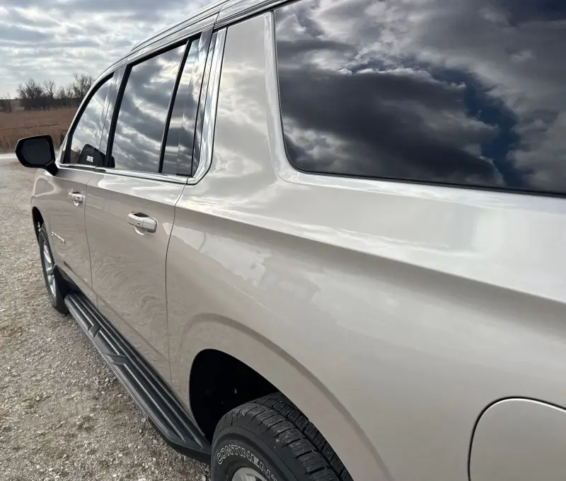 2021 Chevrolet Suburban photo 16