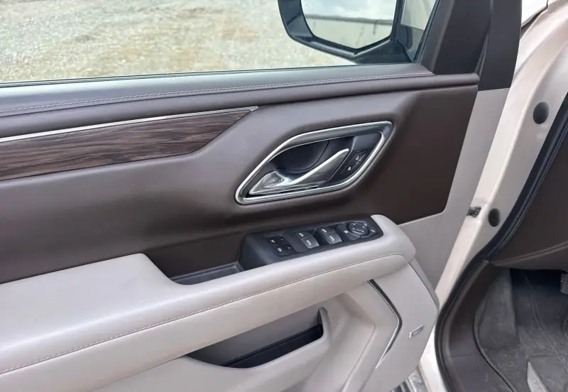 2021 Chevrolet Suburban photo 18