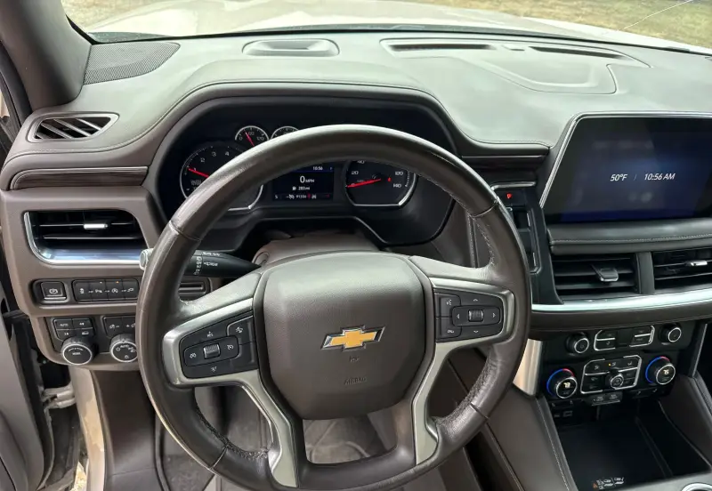 2021 Chevrolet Suburban photo 22