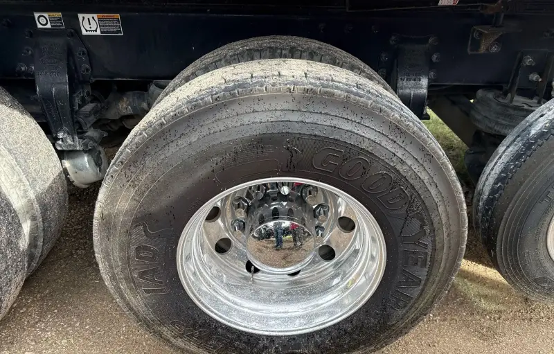 2020 Peterbilt 348 photo 69