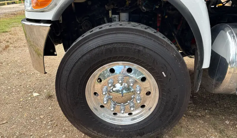 2020 Peterbilt 348 photo 61
