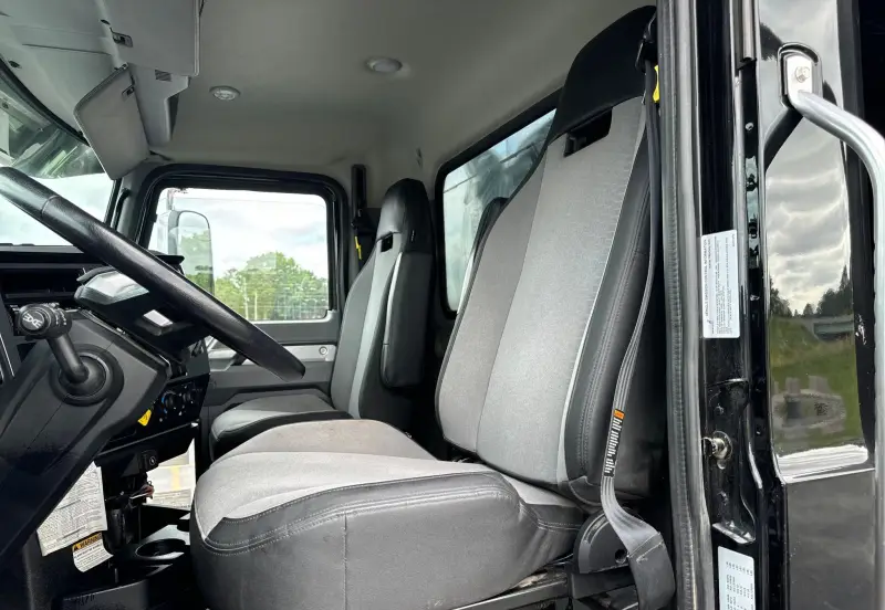 2019 Mack Granite photo 56