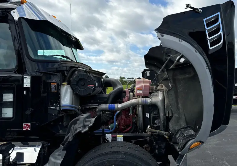 2019 Mack Granite photo 110
