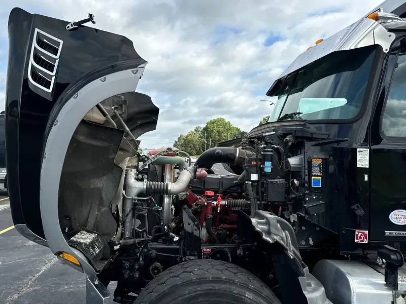2019 Mack Granite photo 95
