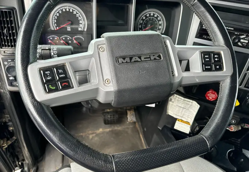 2019 Mack Granite photo 62