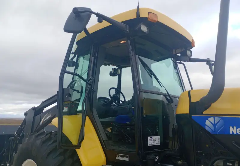 2014 New Holland TV6070 photo 37