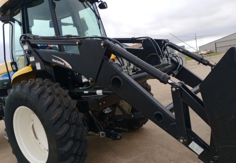 2014 New Holland TV6070 photo 32