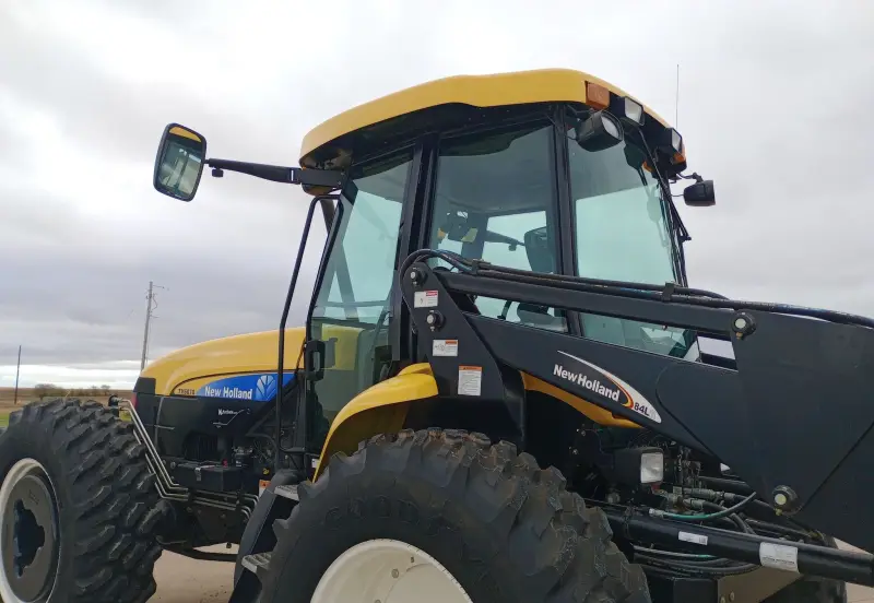 2014 New Holland TV6070 photo 33