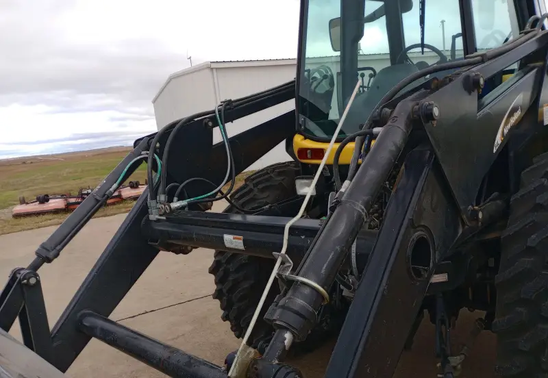 2014 New Holland TV6070 photo 27