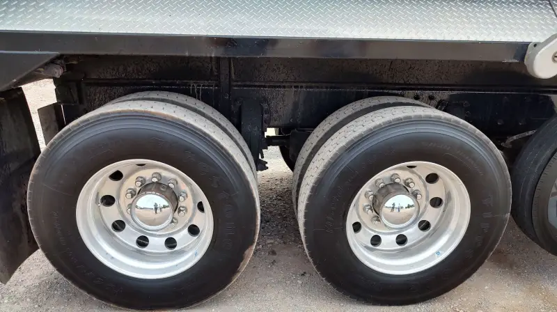 2021 Peterbilt 567 photo 75