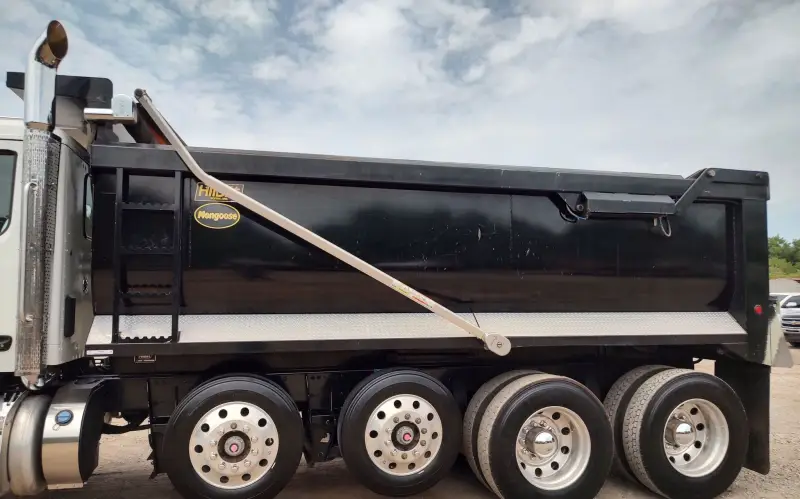 2021 Peterbilt 567 photo 22