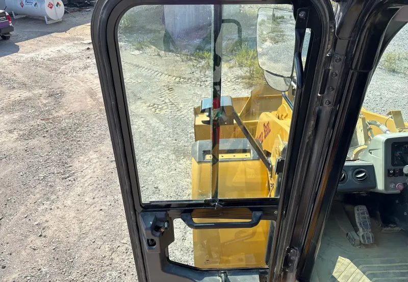 2022 Caterpillar 950GC photo 76