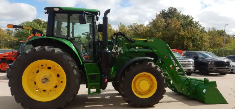2022 John Deere 6155 photo 4