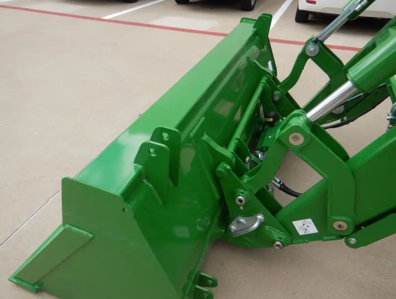 2022 John Deere 6155 photo 9