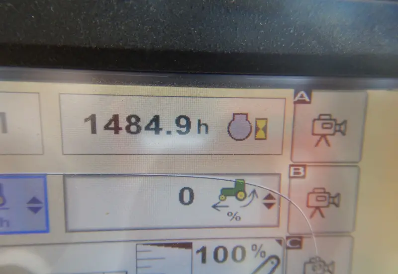2013 John Deere 8285R photo 16