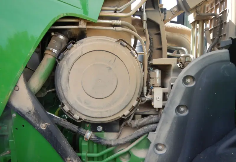 2013 John Deere 8285R photo 33