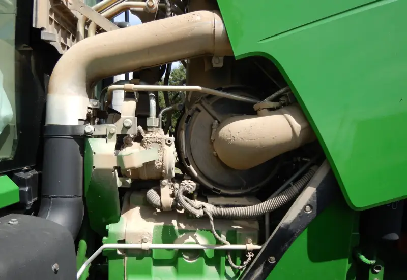 2013 John Deere 8285R photo 40