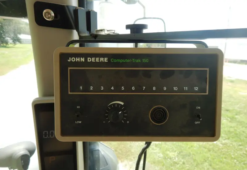 2013 John Deere 8285R photo 20