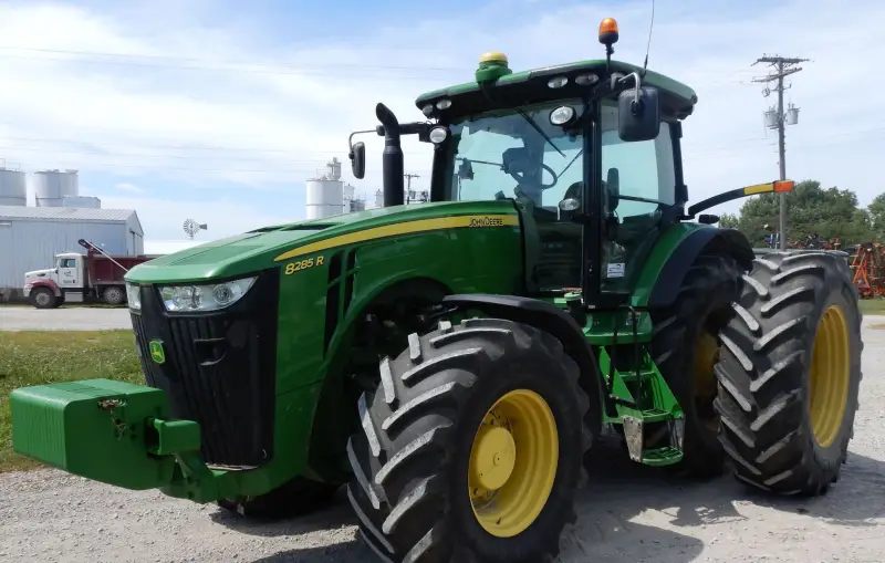 2013 John Deere 8285R photo 1