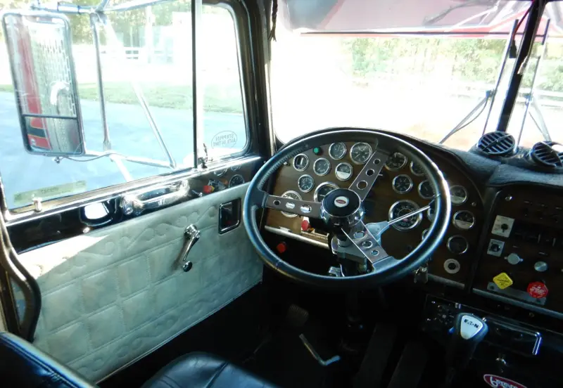1987 Peterbilt 359 Classic photo 24