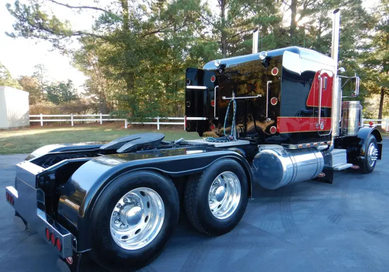 1987 Peterbilt 359 Classic photo 5