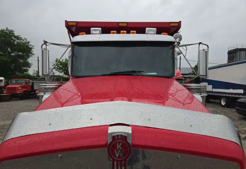 2019 Kenworth T800 photo 27