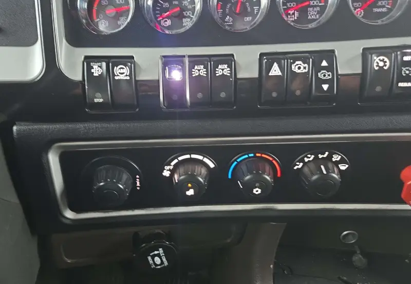 2019 Kenworth T800 photo 56