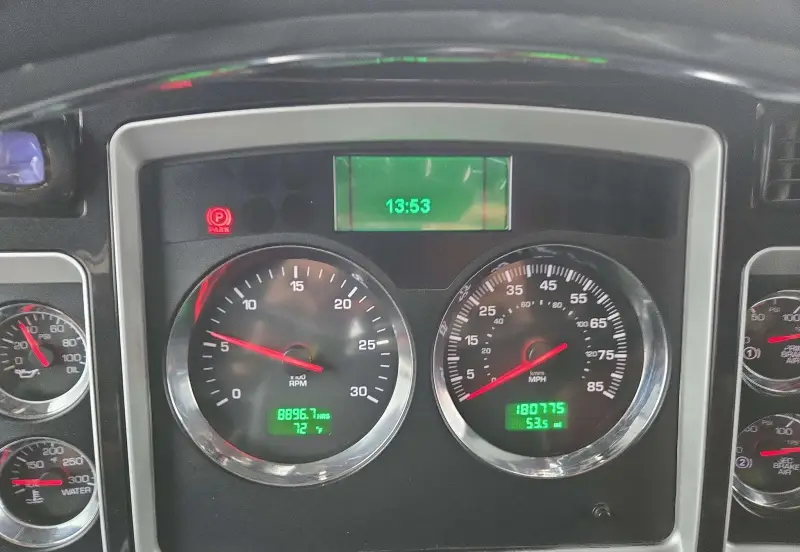 2019 Kenworth T800 photo 53