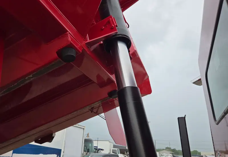 2019 Kenworth T800 photo 30
