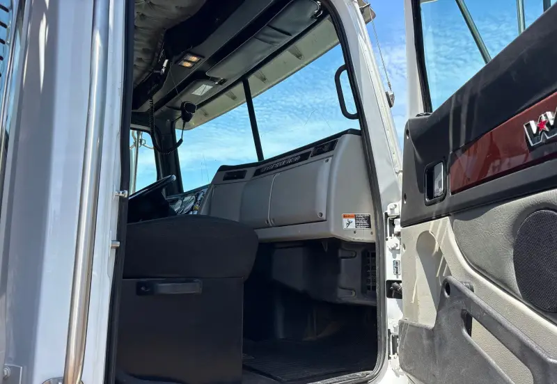 2023 Western Star 4700 photo 48