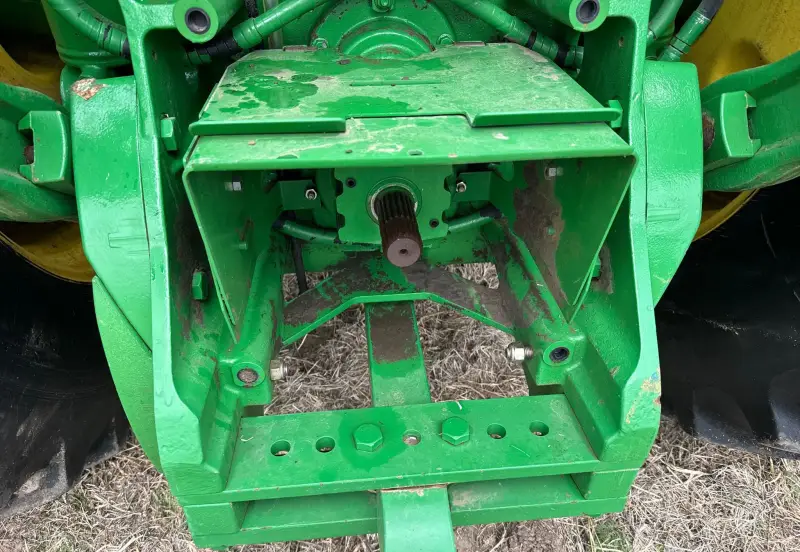 2012 John Deere 8285R photo 19