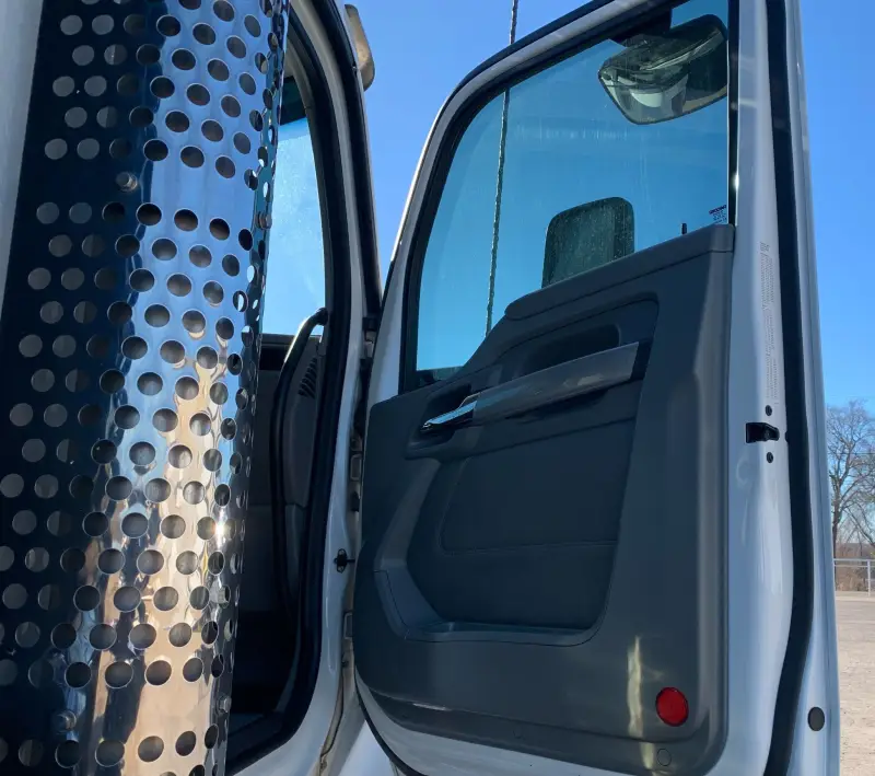 2016 Kenworth T880 photo 54