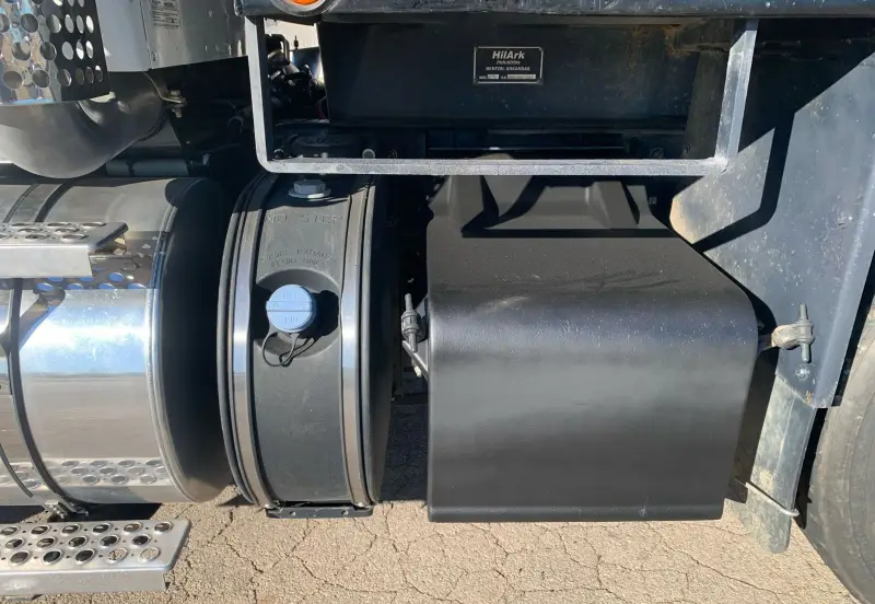 2016 Kenworth T880 photo 9