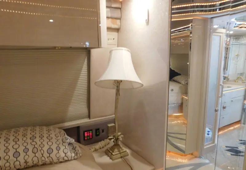 1998 Prevost XL45 photo 79