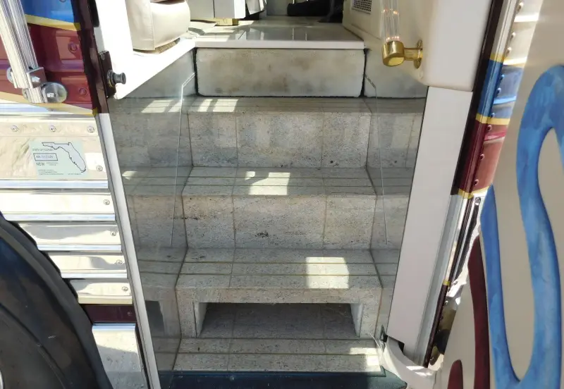 1998 Prevost XL45 photo 37