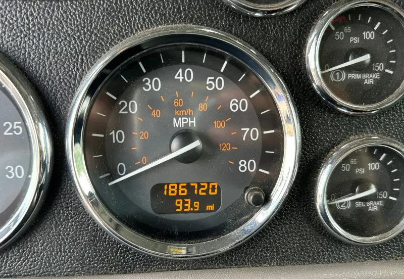 2021 Peterbilt 389 photo 36