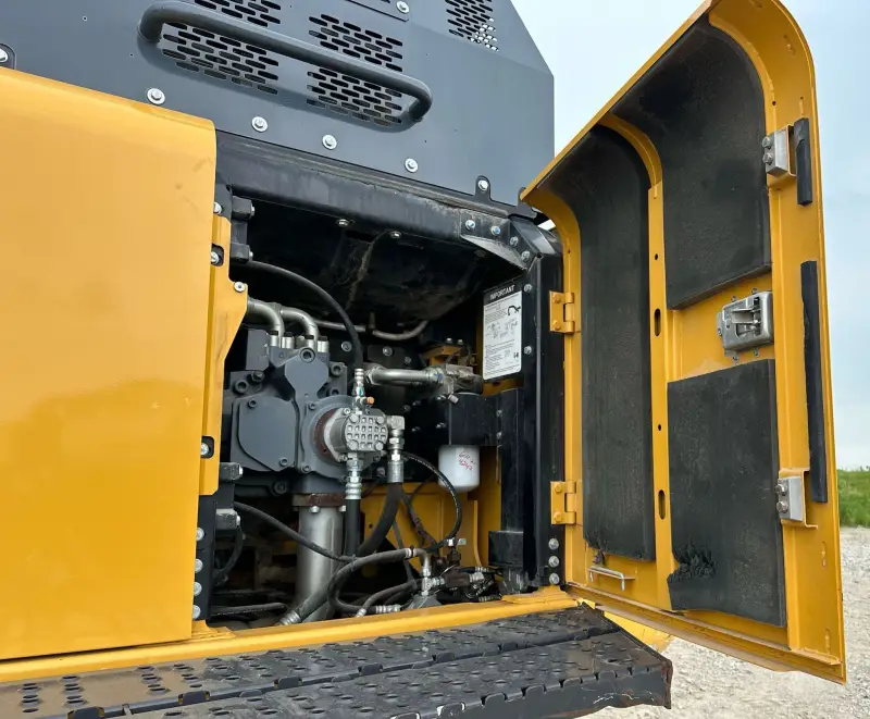 2017 John Deere 470G LC photo 40