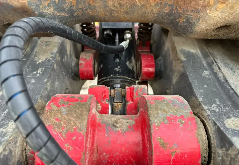 2017 John Deere 470G LC photo 28