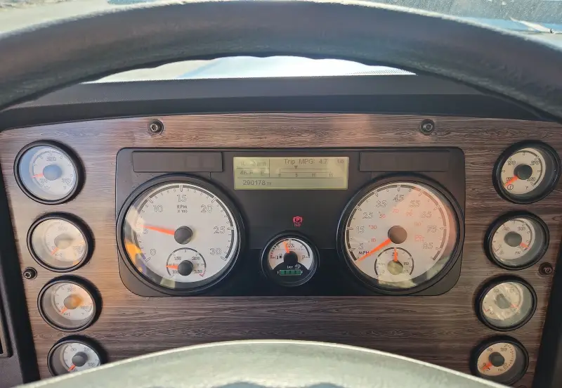 2016 Freightliner Coronado 122SD photo 42