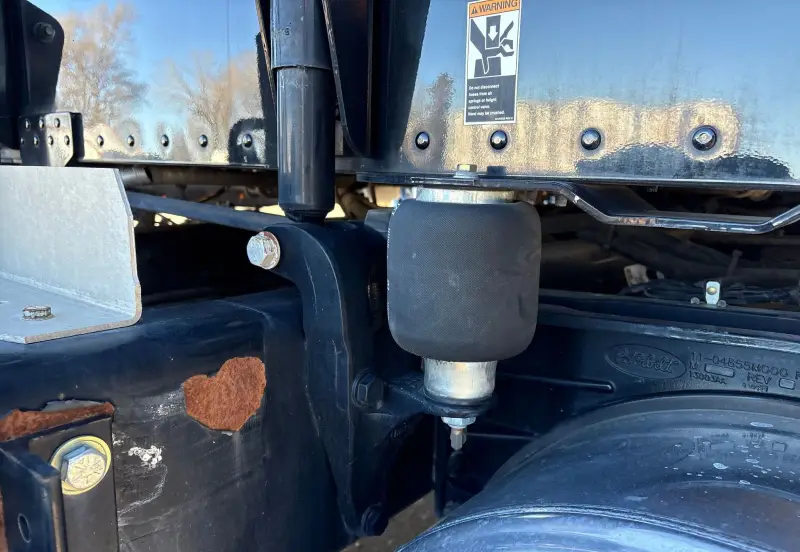 2022 Peterbilt 389 photo 27