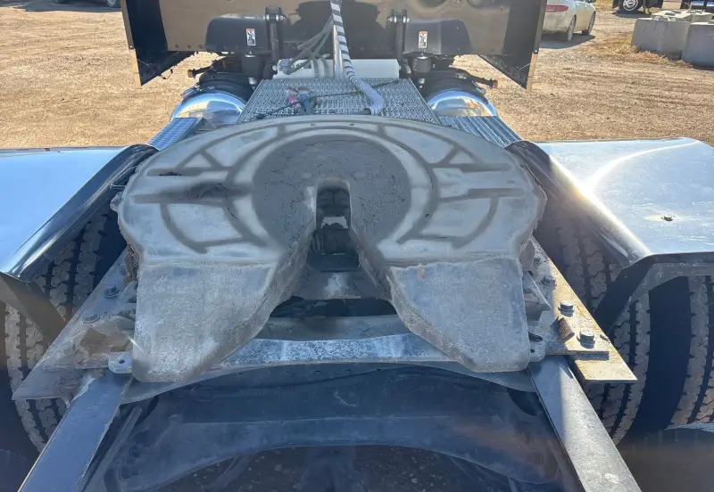 2022 Peterbilt 389 photo 49