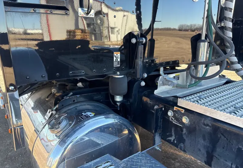 2022 Peterbilt 389 photo 55