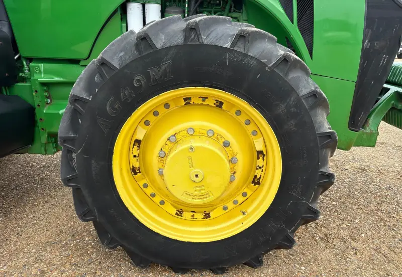 2011 John Deere 8335R photo 59