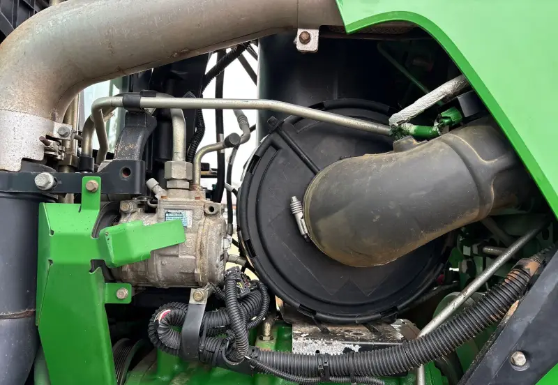 2011 John Deere 8335R photo 55