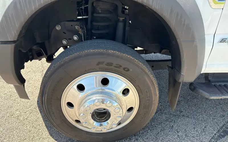 2019 Ford F550 Super Duty photo 96