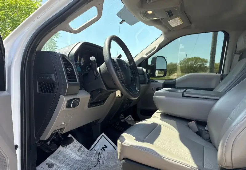 2019 Ford F550 Super Duty photo 57